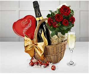 Mother's Day Roses, Chocolate & Prosecco Hamper